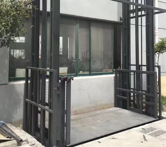 仙桃导轨式施工升降机助力民生工程提速增效